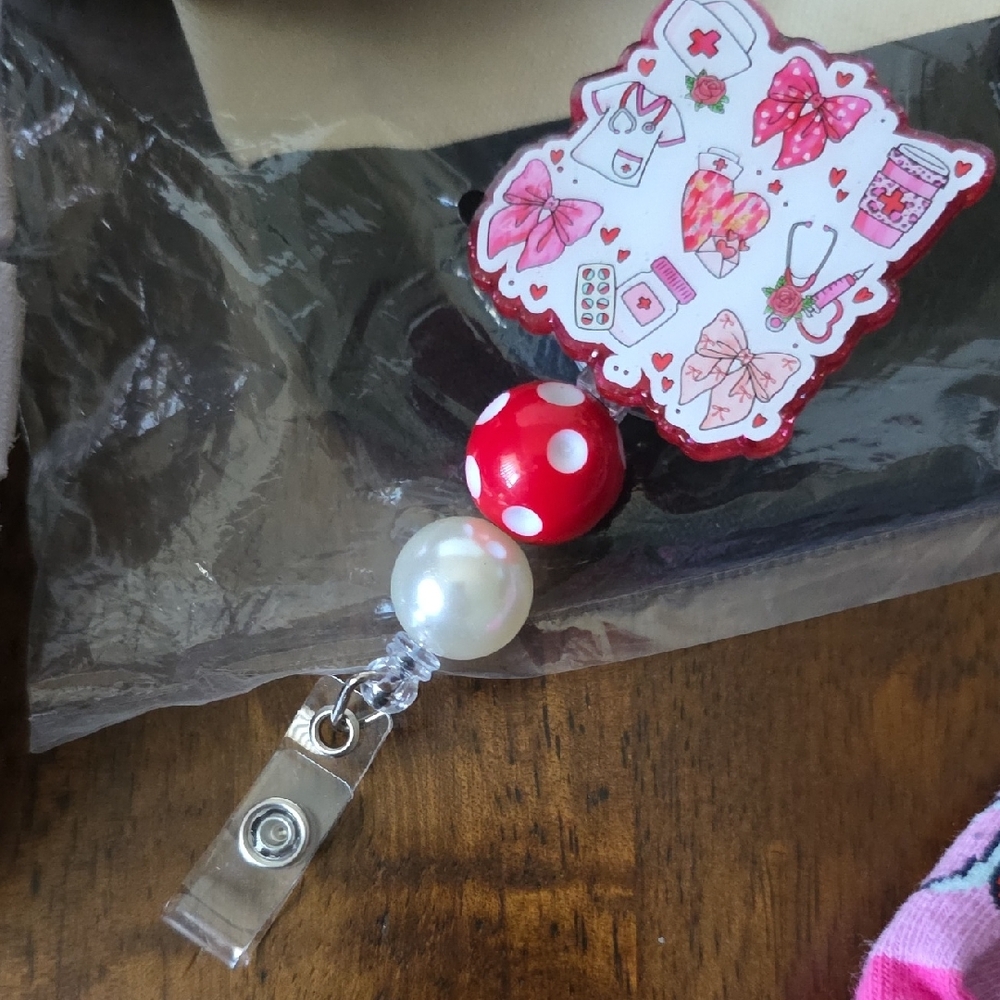 Nursing Bundle Includes 7 Items - image 3